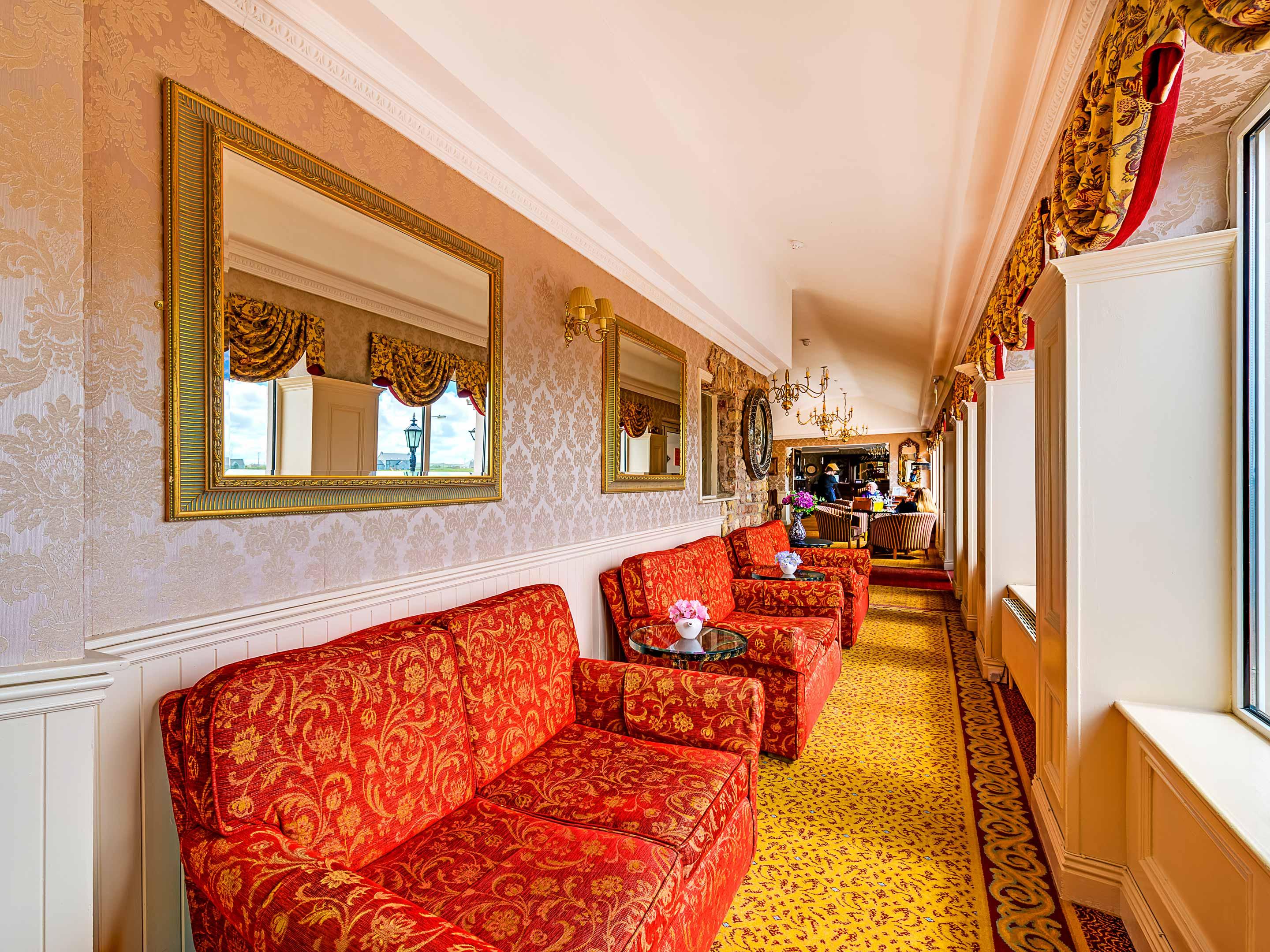 Bellbridge House Hotel Мілтаун-Малбей Екстер'єр фото